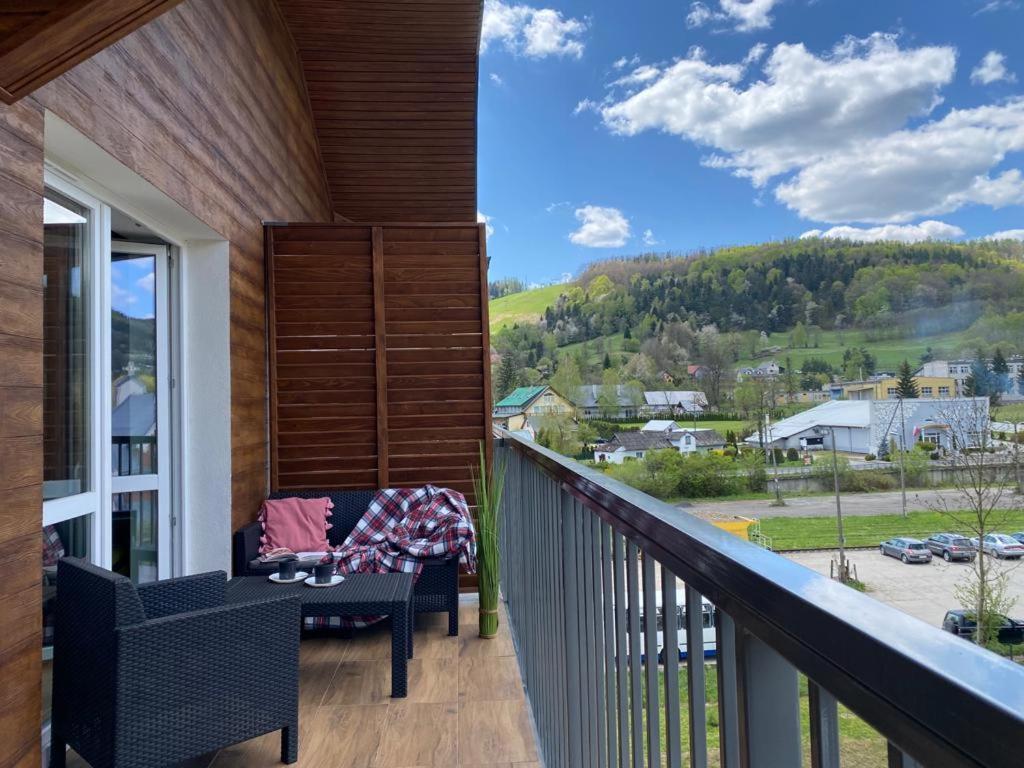 Bieszczady Apartament "Cicha Woda" Apartment Ustrzyki Dolne Luaran gambar